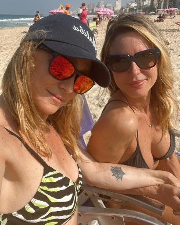 Amora Mautner e Paula Burlamaqui (Foto: Reprodução/Instagram)