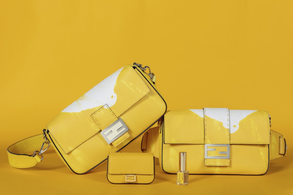 Fendi lanca versao perfumada da bolsa Baguette Moda vogue