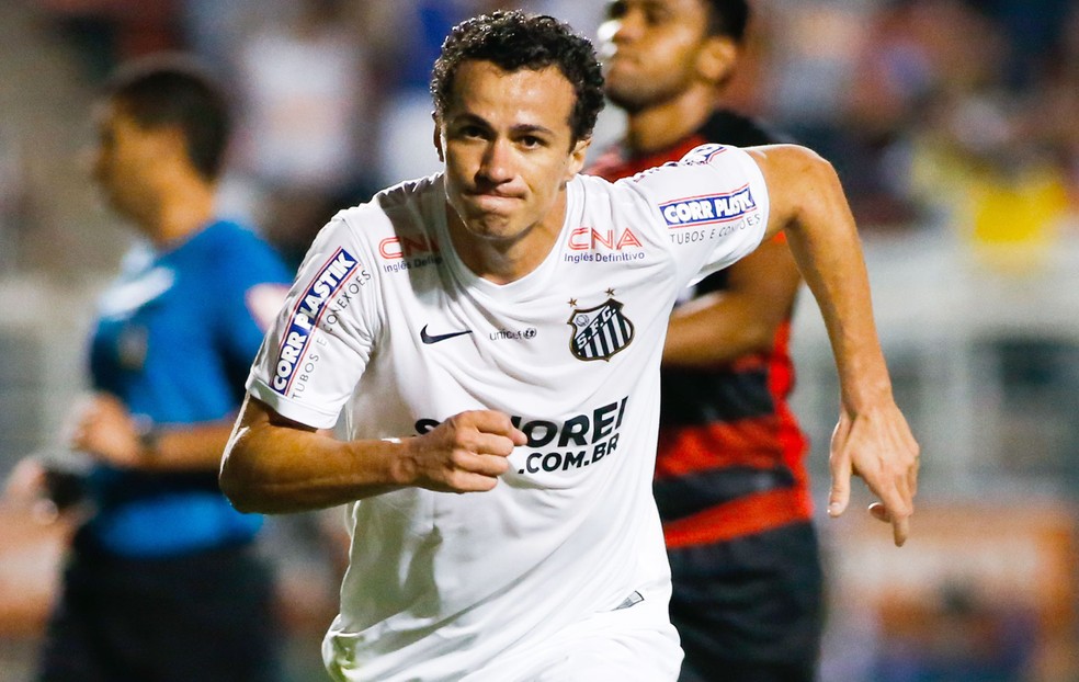 No Santos, Damião marcou 11 gols em 43 jogos — Foto: Getty Images