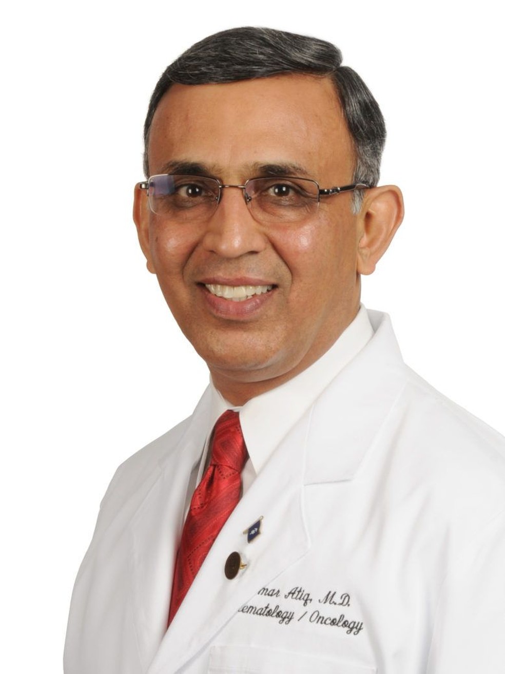 O médico Omar Atiq perdoou as dívidas de 200 pacientes — Foto: Omar Atiq/Arquivo Pessoal/BBC