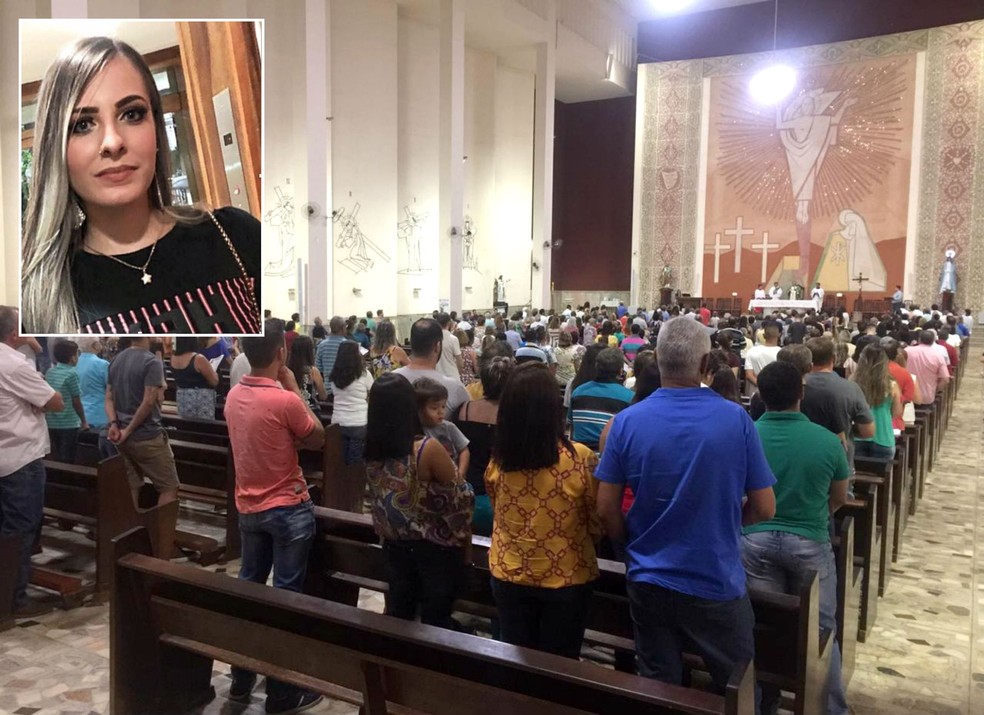 Caso Mariana: missa de 7º dia atraiu multidão de moradores em Bariri — Foto: Arquivo pessoal