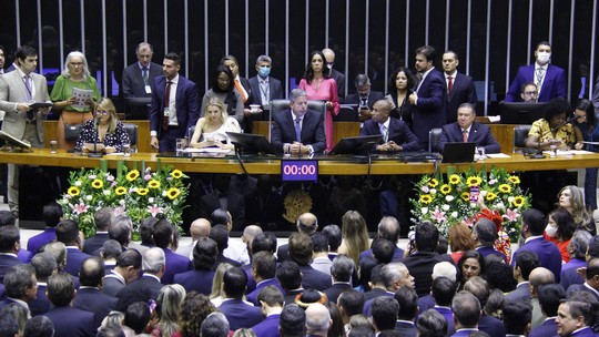 Arthur Lira é reeleito presidente da Câmara dos Deputados