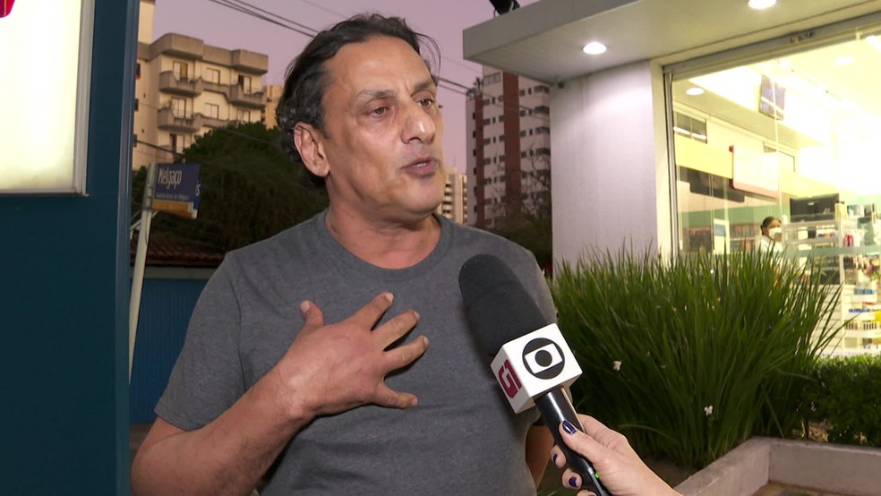 Frederick Wassef, advogado da família Bolsonaro, fala sobre a prisão de Queiroz — Foto: Reprodução/GloboNews