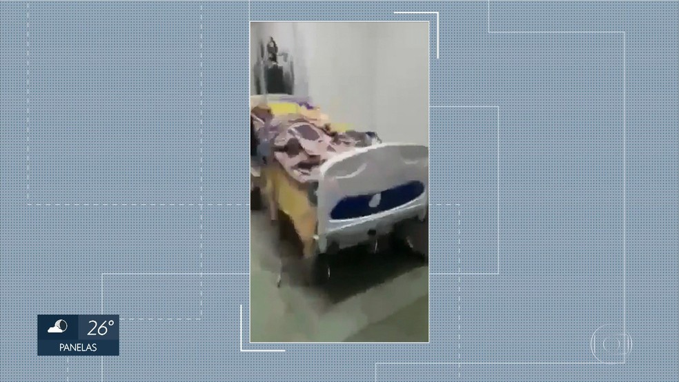 Maca fica em meio Ã  Ã gua em policlÃ­nica no Recife alagada pela chuva (Foto: ReproduÃ§Ã£o/WhatsApp)