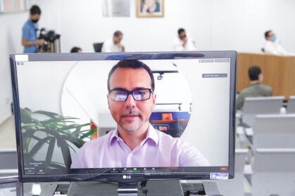 Lúdio Cabral (PT) apresentou requerimento de quarentena de duas semanas — Foto: Assessoria