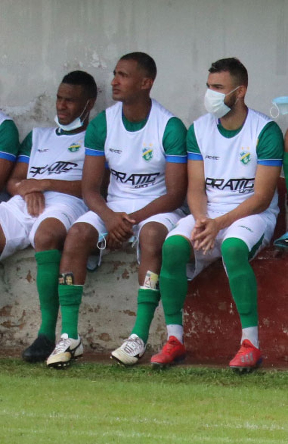 Dudu Gago, Leandro Amorim e Alex Mineiro, jogadores do Altos  Foto: Fbio Lima/ge Piau