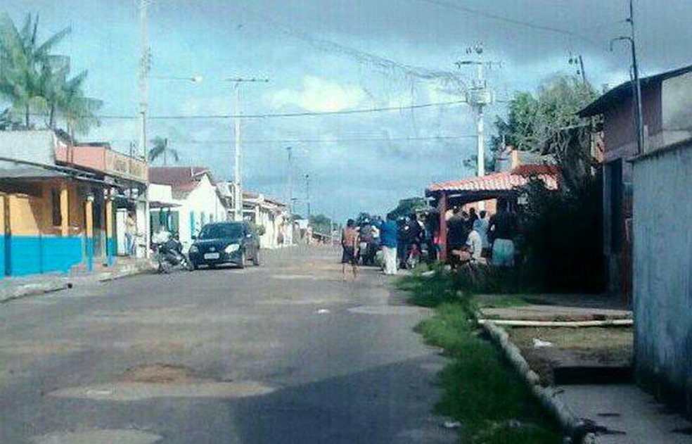 Crime ocorreu em comércio da família do ex-vereador (Foto: Divulgação/Polícia Militar)