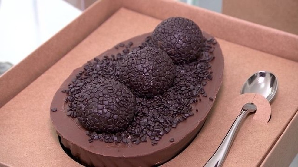 Oficina Em Sao Vicente Ensina A Fazer Ovo De Pascoa E Trufas