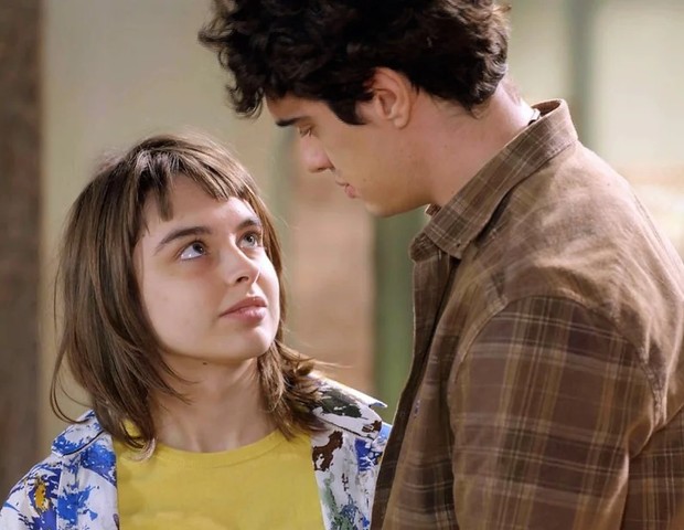 Isabella Moreira e Thiago Franzé interpretam Raquel e André em Poliana Moça (Foto: Lourival Ribeiro/SBT)