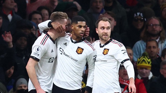 Rashford comemora gol, Arsenal x United