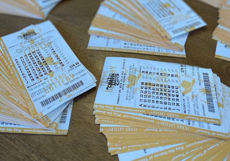 Empresário comprou mais de 100 mil bilhetes de loteria em uma semana para dar aos funcionários (Foto: Reprodução / @toddgraves)