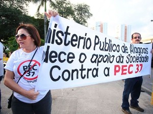 Representantes do Ministério Público de Alagoas são contra a PEC 37.  (Foto: Jonathan Lins/G1)