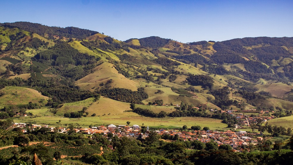 Dom Viçoso, com 2.997 habitantes, já tem 57,46% da população vacinada com a 1ª dose da vacina contra a Covid-19, segundo o Estado — Foto: Lucas Alexandro Pereira