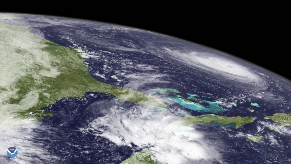 Imagem de satélite mostra o furacão Florence sobre o Oceano Atlântico — Foto: HO / NASA/NOAA / AFP