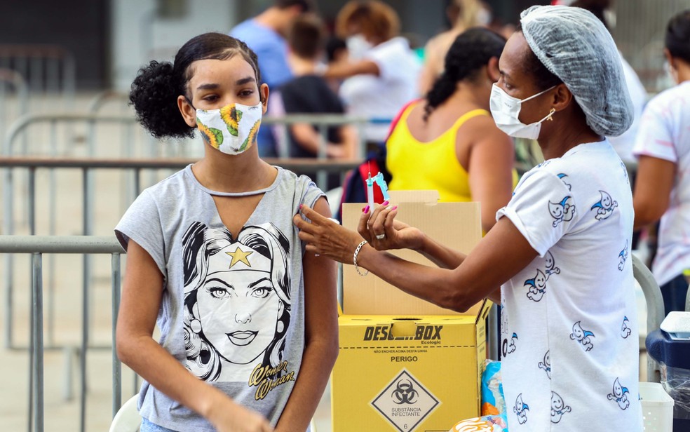 Adolescentes começarão a receber dose de reforço contra a Covid-19 na capital baiana — Foto: Bruno Concha/Prefeitura de Salvador