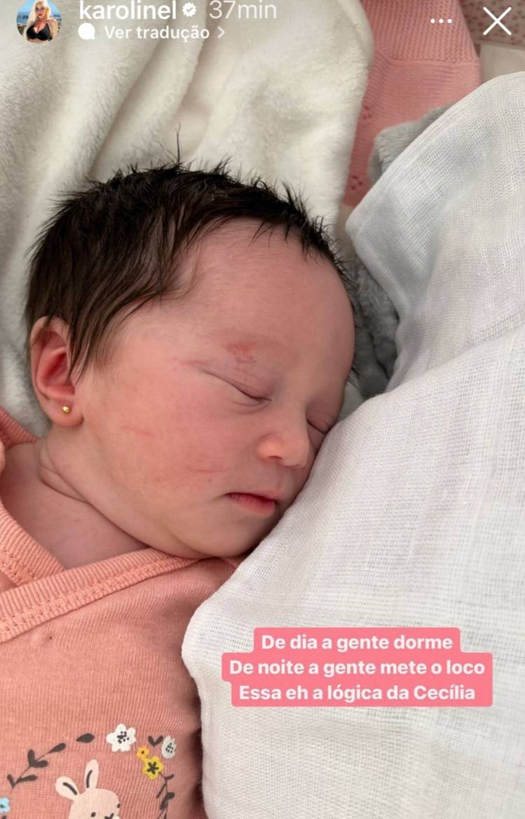 Karoline Lima fala sobre a filha, Cecília, nas redes sociais (Foto: Reprodução / Instagram)