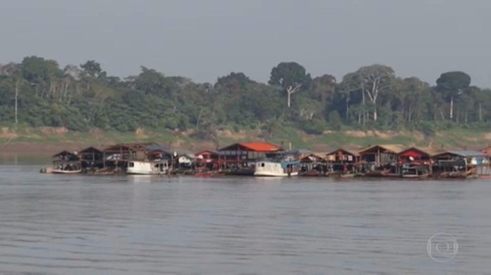 Centenas de balsas de garimpo ilegal desafiam fiscaliza&ccedil;&atilde;o e tomam conta de  trecho do rio Madeira, na Amaz&ocirc;nia | Jornal Nacional | G1