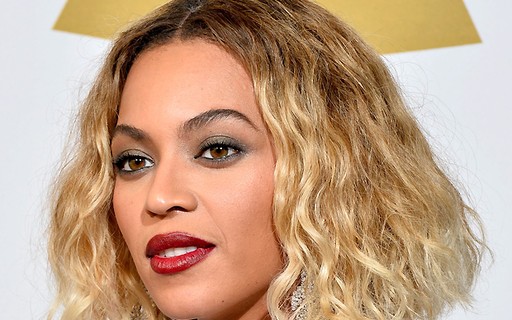 RICA! Beyoncé usa US$ 10 milhões em diamantes no Grammy - Quem | QUEM ...