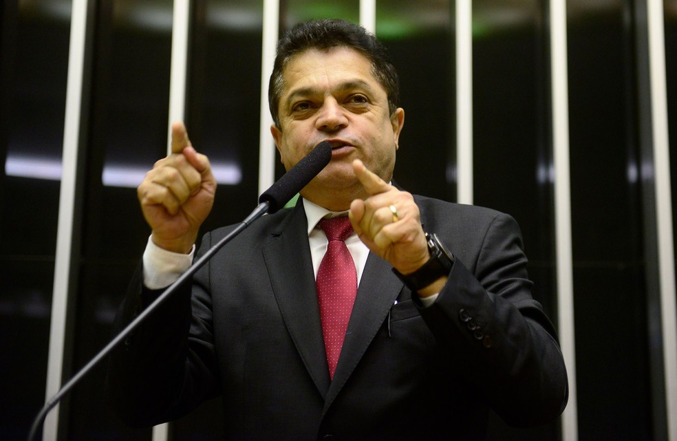 O deputado João Rodrigues (PSD-SC), durante discurso na tribuna da Câmara (Foto: Gustavo Lima/Câmara dos Deputados)