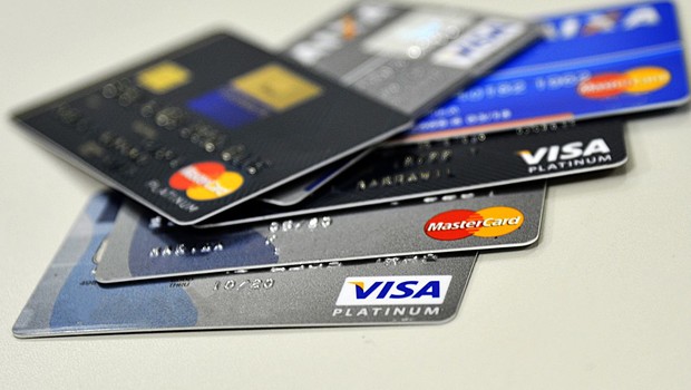 Cartão de crédito; dívida (Foto: Marcello Casal Jr./Agência Brasil)