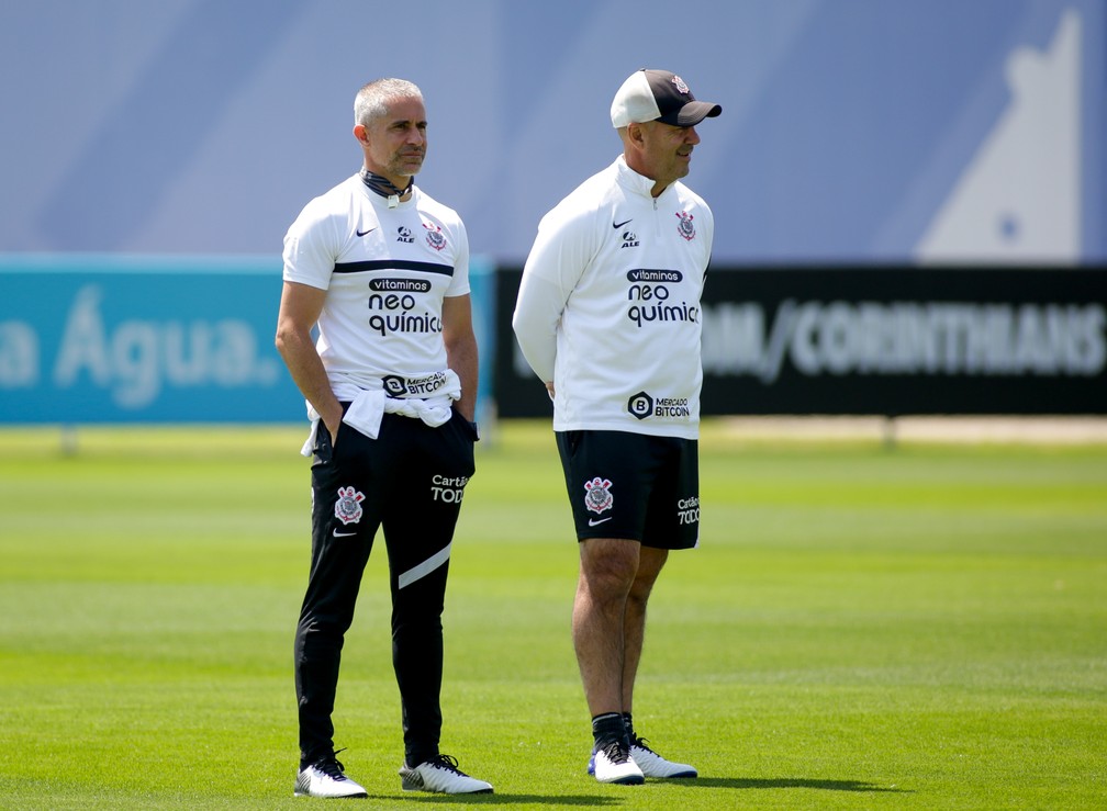 Com Sylvinho, Corinthians tem campanha quase idêntica a de 2020 com Mancini 