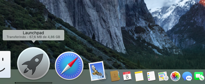 Acompanhando o download do macOS Sierra no Launchpad (Foto: Reprodução/Edivaldo Brito)