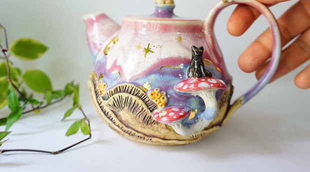 Cogumelos e gatinhos são decorações características da marca Vida Cerâmica (Foto: Divulgação/Vida Cerâmica)