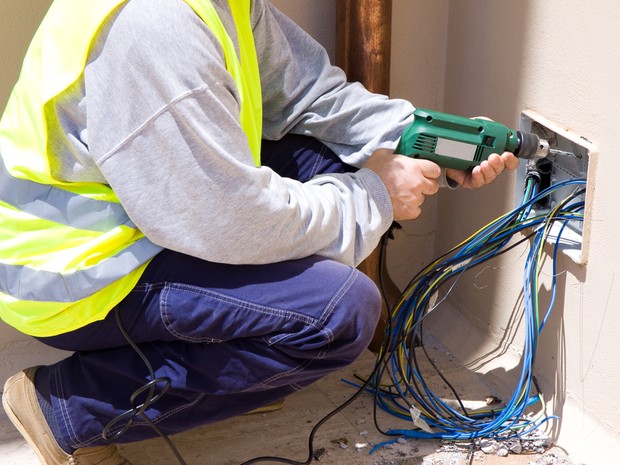 celpe_Pauta 20 - Como a fiação elétrica pode influenciar no gasto de energia - foto (Foto: LUCARELLI TEMISTOCLE/Shutterstock)