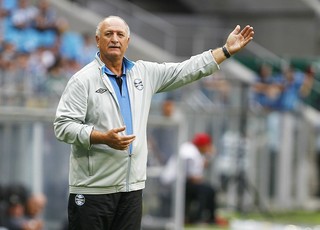 Gremistas reprovam saída de Felipão do Grêmio em enquete; veja números