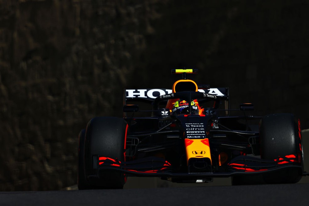 Gp Do Azerbaijao Perez Lidera Segundo Treino Com Dobradinha Da Rbr Formula 1 Ge