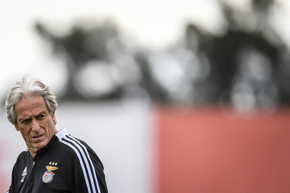 Jorge Jesus, técnico do Benfica — Foto: AFP