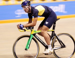 Thiago Nardin no treino de ciclismo (Foto: Wagner Carmo / Inovafoto / COB)