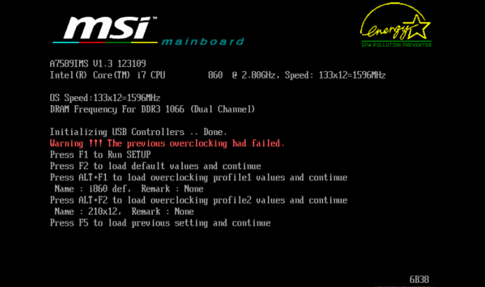 Exemplo de tela de erro no POST, avisando sobre configurações inválidas de overclock (Foto: Reprodução/Internet)