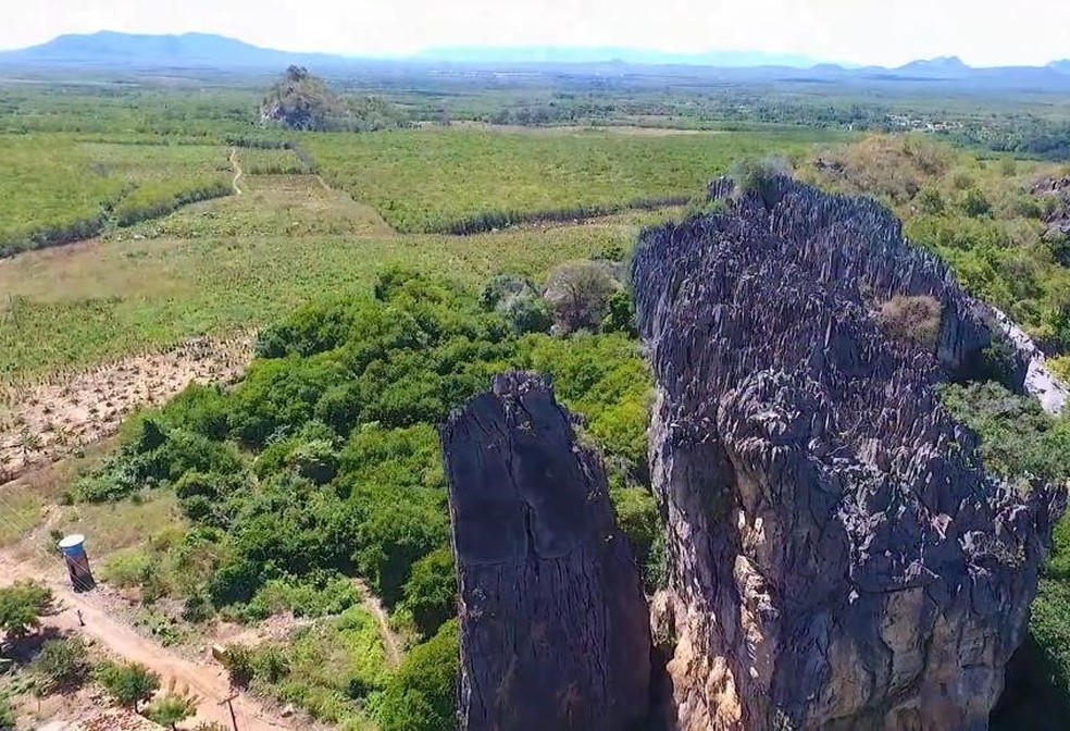 Furnas de Araticum, em Ubajara, atraem praticantes de escalada — Foto: Divulgação/Secretaria de Turismo