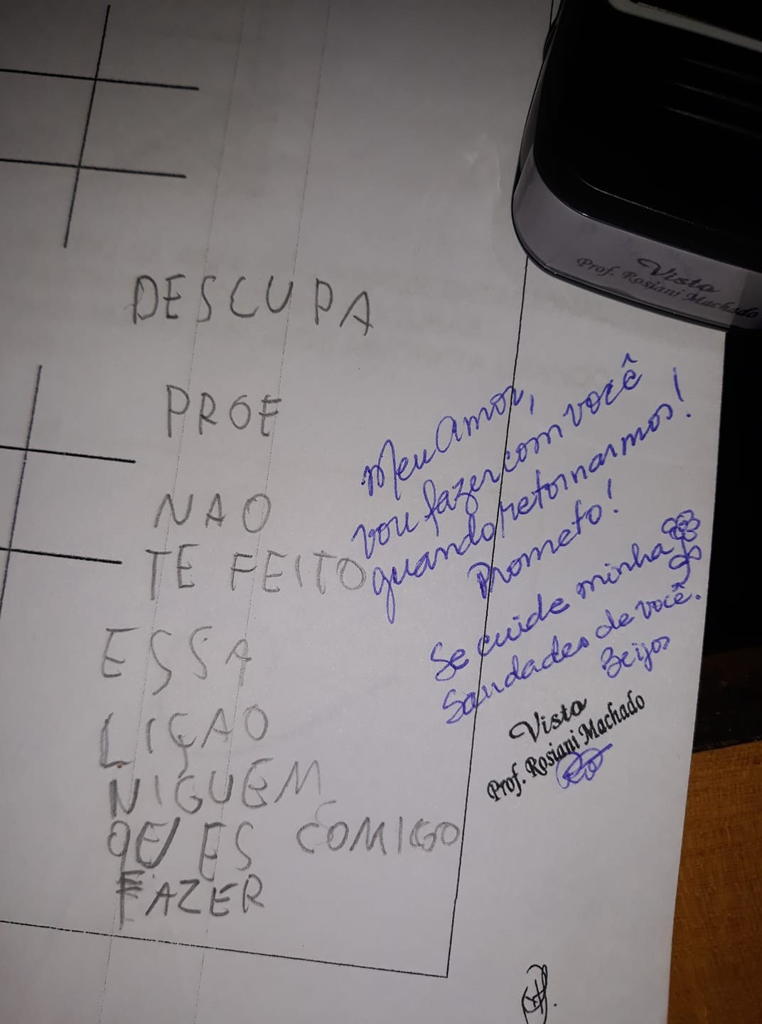 Professora compartilhou 'pedido de desculpas' de aluna e foto viralizou (Foto: Reprodução/Facebook/Rosiani Machado)