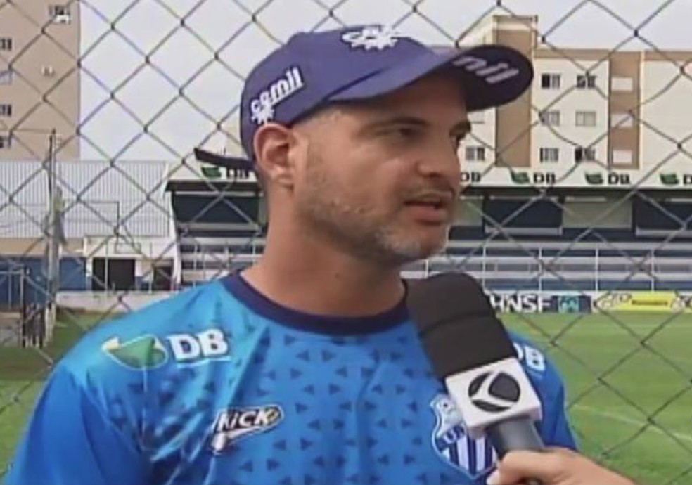 Rodrigo Santana pede calma nas finalizações e mantém ...