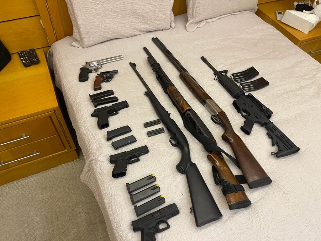 Armas de CAC são apreendidas em operação contra trabalho semelhante à escravidão em Bento Gonçalves, diz PF
