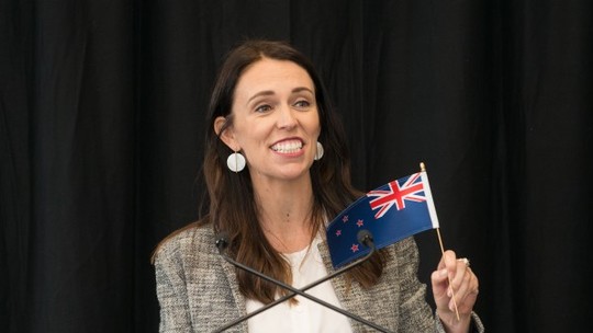 Como a renúncia de Jacinda Ardern pode afetar as eleições da Nova Zelândia
