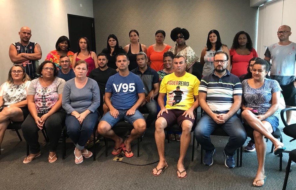 Familiares cobram prazos sobre o Ninho para definir futuro dos jovens  &mdash; Foto: Cah&ecirc; Mota