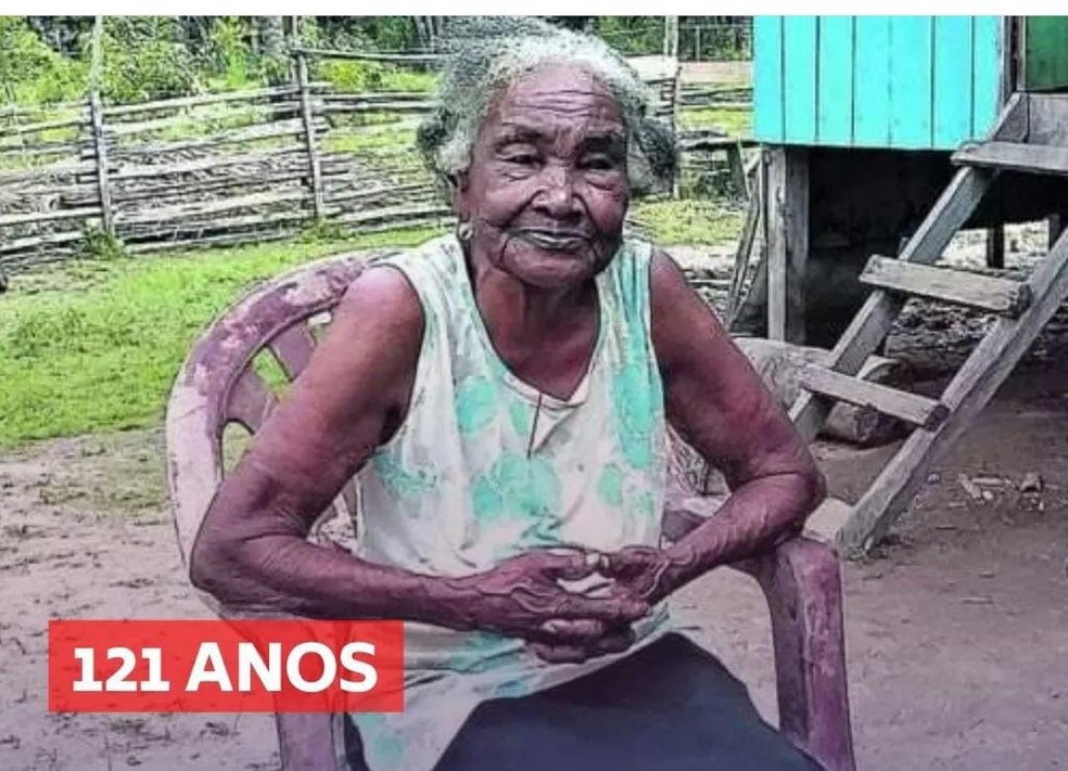 Teodora Alcântara de 121 anos precisou se deslocar do Marajó a Belém para reaver aposentadoria — Foto: Inácio Souza