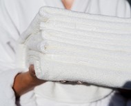 Como desencardir e manter as toalhas de banho brancas