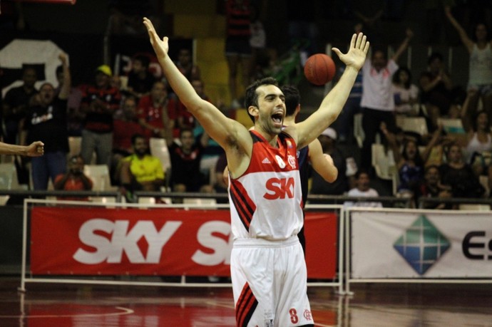 Fla busca regularidade para embalar na reta final de classificação do NBB 7