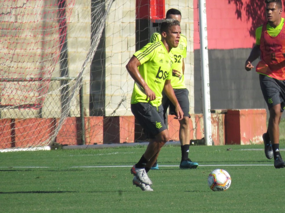 Thiago Fernandes — Foto: Felipe Schmidt / GloboEsporte.com