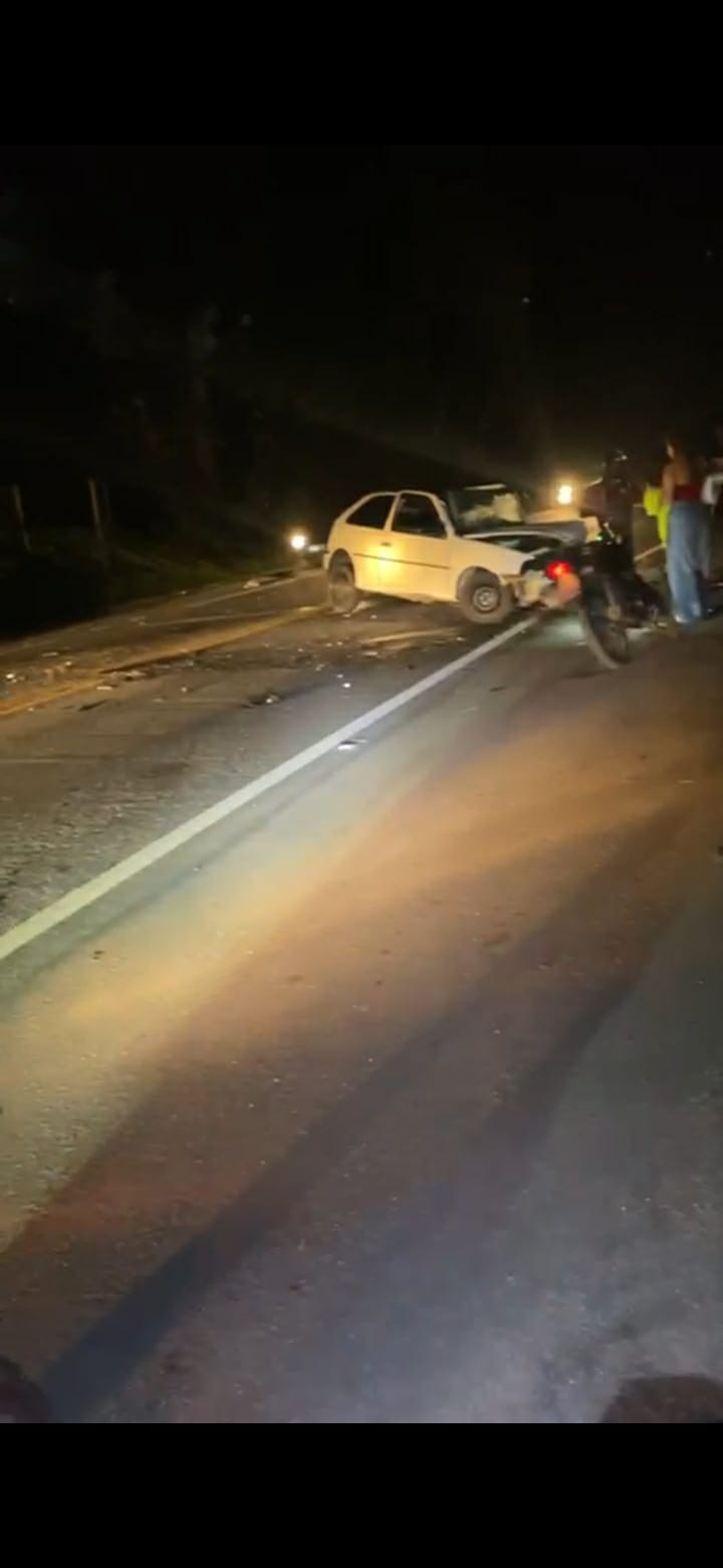 Três pessoas ficam feridas em acidente de trânsito na BR-116 em Teresópolis 