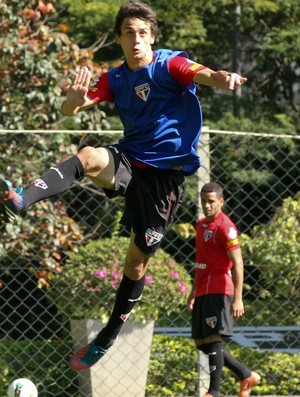 Rodrigo Caio prevê dificuldade contra o Santa Cruz na Copa São Paulo