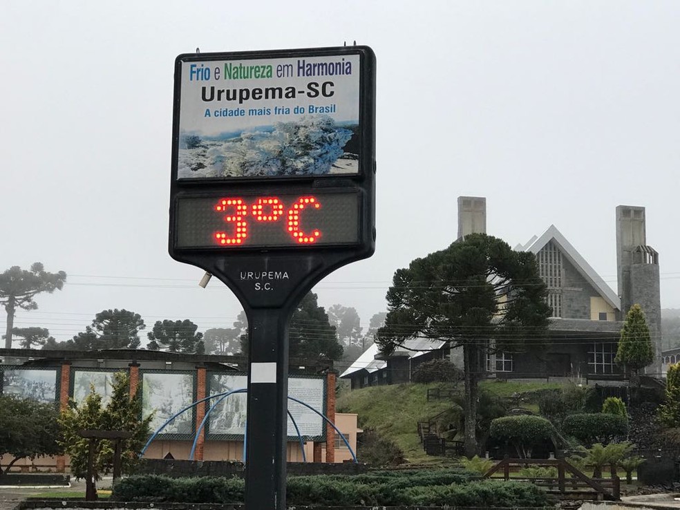 Em Urupema, na Serra Catarinense, sensaÃ§Ã£o tÃ©rmica chegou a -14Â°C (Foto: Eduarda Demeneck/ NSC TV)