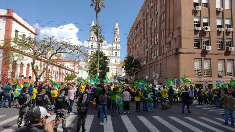 Manifestação em Porto Alegre — Foto: EPTC/Divulgação