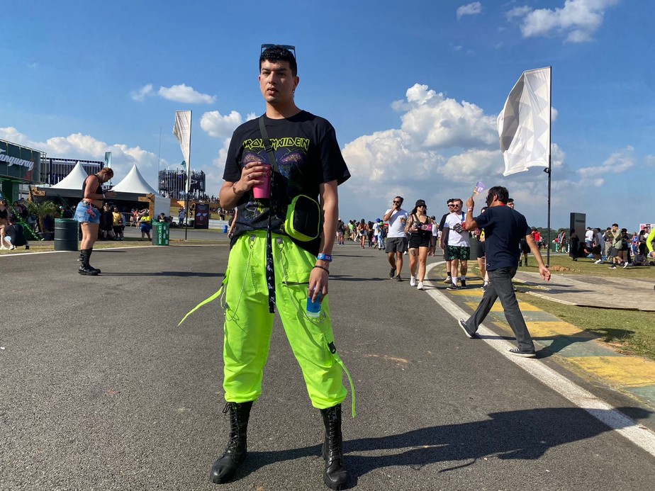 O DJ e publicitário Gustavo Sill, de 25 anos, no Lollapalooza: 'Quis trazer minha color signature que é o verde