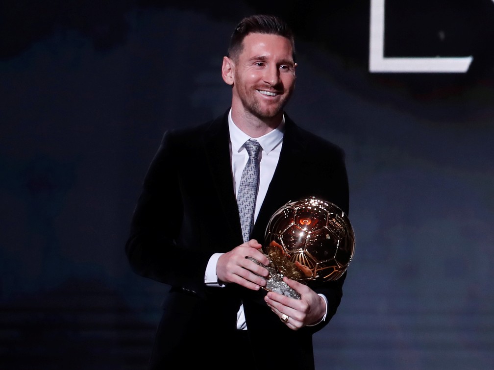 Messi conquista Bola de Ouro pela sexta vez e se isola como maior vencedor; Alisson fica em 7º