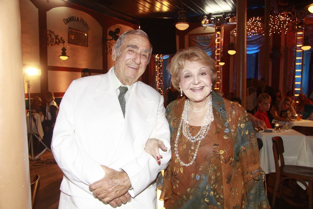 Cadore e Cidinha, personagens de Elias Gleizer e Eva Todor em 'Caminho das Índias', durante gravação em junho de 2009 (Foto: Isac Luz/TV Globo)